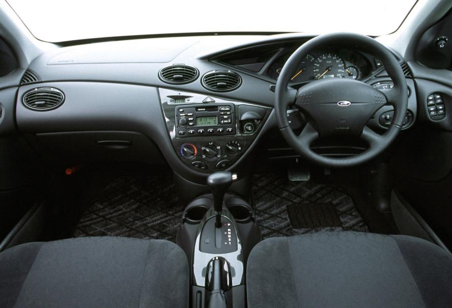  Ford Focus Wagon 1999 года  (фото 66 из 75)